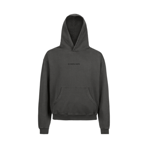 "es neesmu reperis." Washed Black Hoodie
